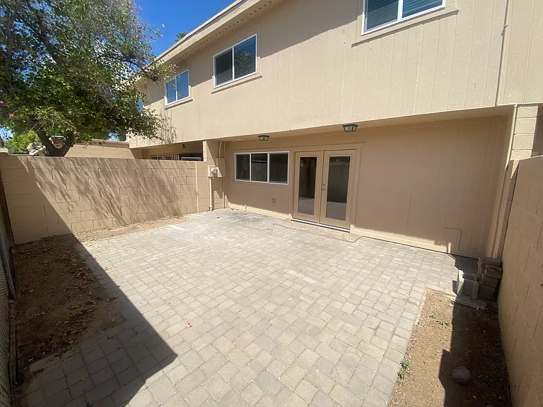 1508 E Coronado Dr — Photo 15