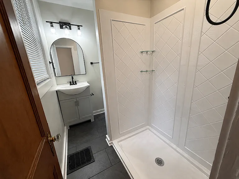 137 Fremont St #1 — Photo 10