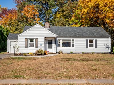 86 Haynes Road, West Hartford, CT, 06117
