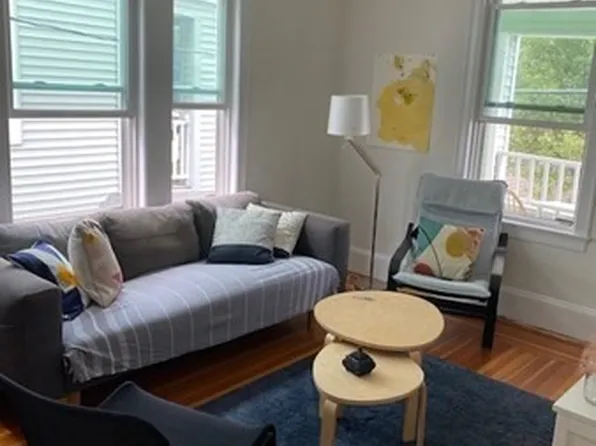 14 Magnus Ave APT 2, Somerville, MA 02143