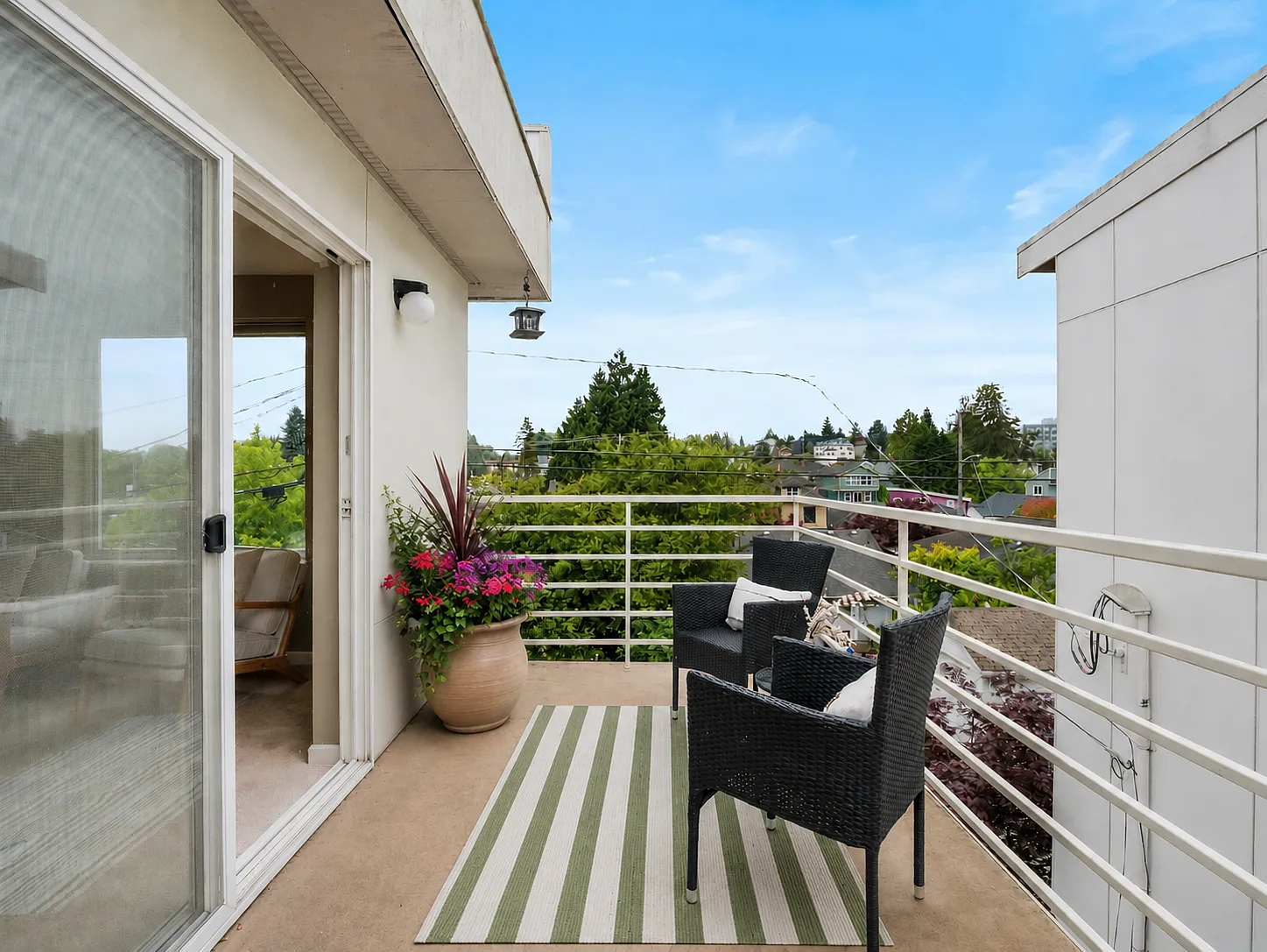 2 bed, 895 sqft, $2,900 — Photo 4