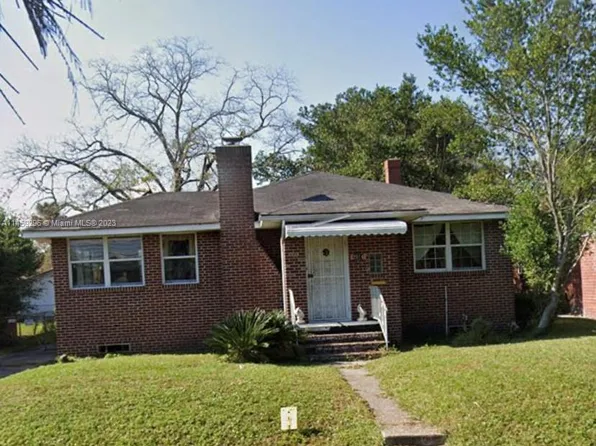 2014 W Durkee Dr, Jacksonville, FL 32209