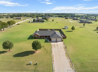 23 Stanton Rd, Ardmore, OK 73401