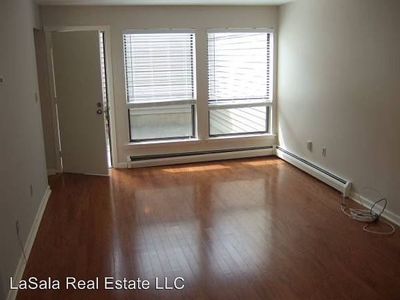 5th image of 8 Clemens Ct