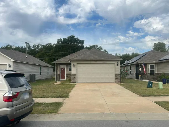 1913 Peony St, North Little Rock, AR 72117