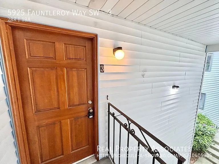 5925 Fauntleroy Way SW #3 — Photo 3