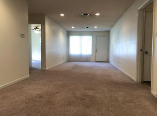 1105 N Washington St APT A, Marion, IL 62959