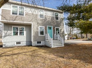 16 Ocean Park Rd, Old Orchard Beach, ME 04064
