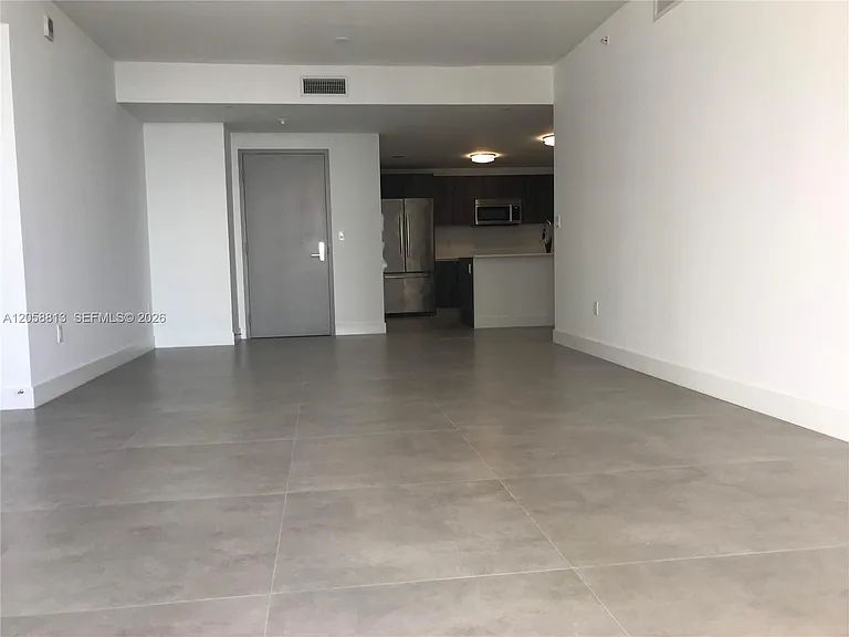 488 NE 18th St #3910 — Photo 12