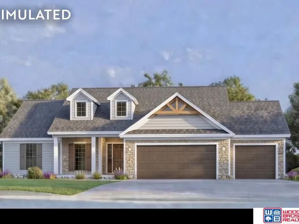 9001 Castle Pine Dr, Lincoln, NE 68516