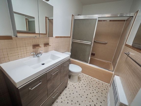 5th image of 23-26 42nd St #3C