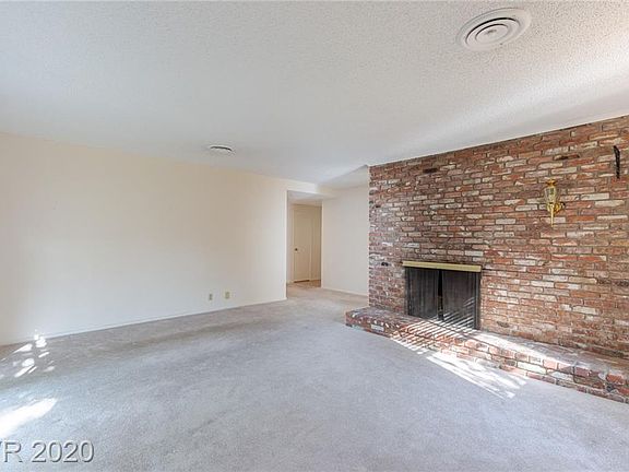 4th image of 4424 Thompson Cir