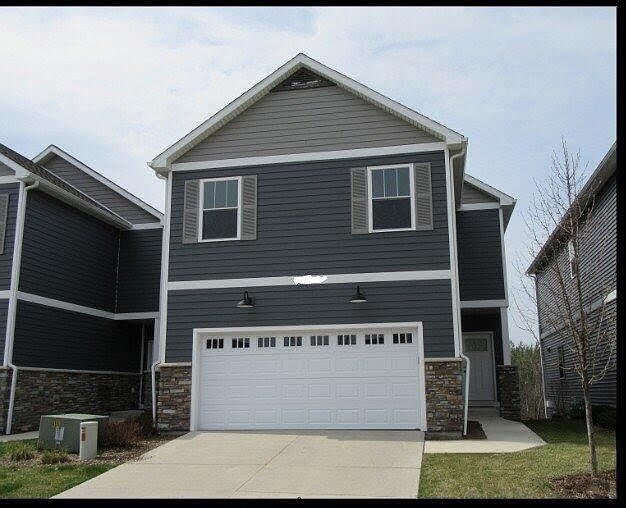 1st image of 3011 Ledgestone Pl NE