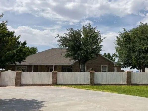 6611 E Driftwood Dr, Gardendale, TX 79758