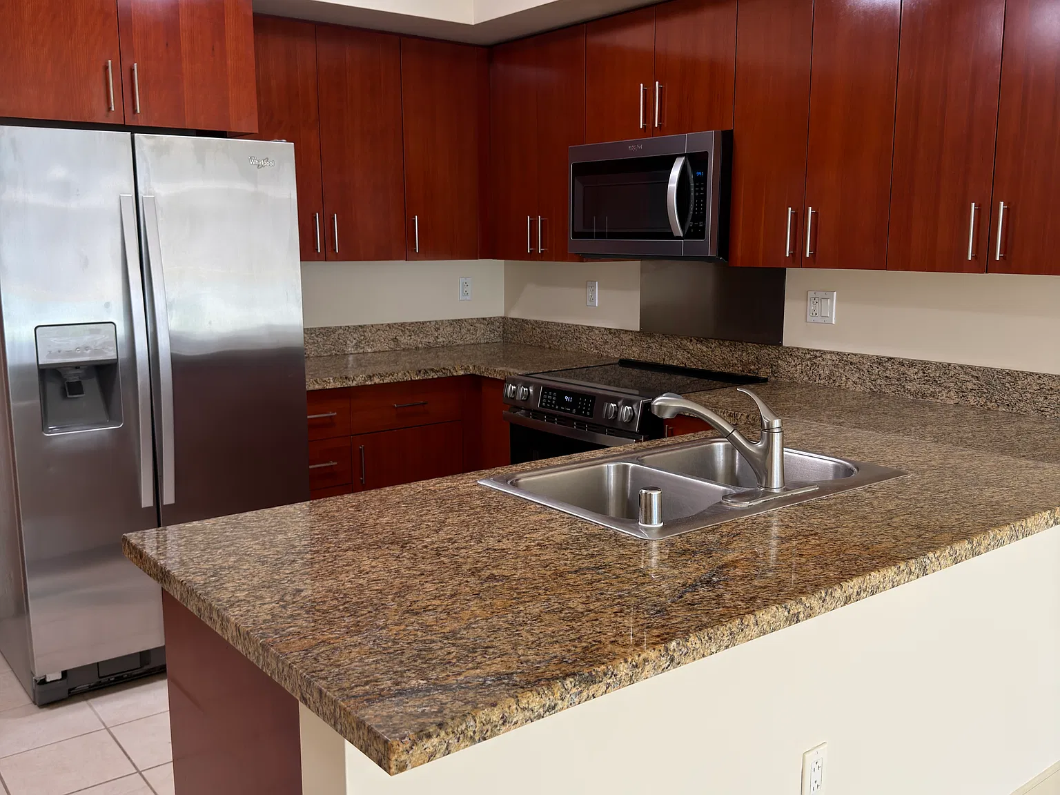 1 bed, 618 sqft, $3,150 — Photo 3