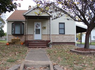 904 Grand Ave, Perryville, MO 63775