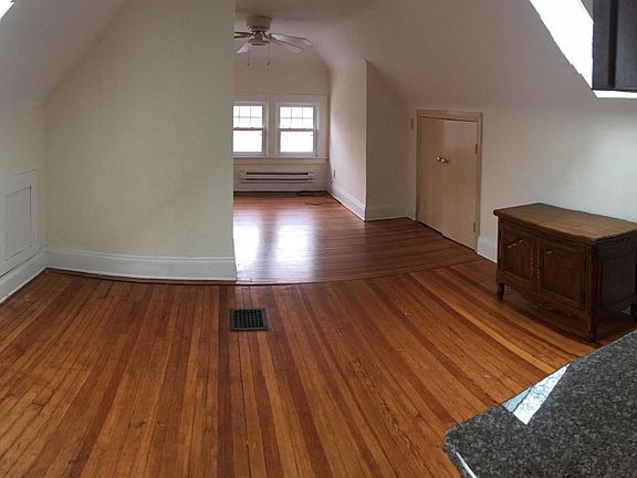 2nd image of 3054 Kensington Rd APT 3