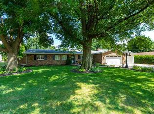 4123 Rodeo Rd, Davenport, IA 52806