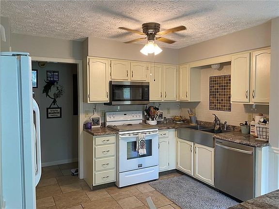 5th image of 715 Leatherwood Dr