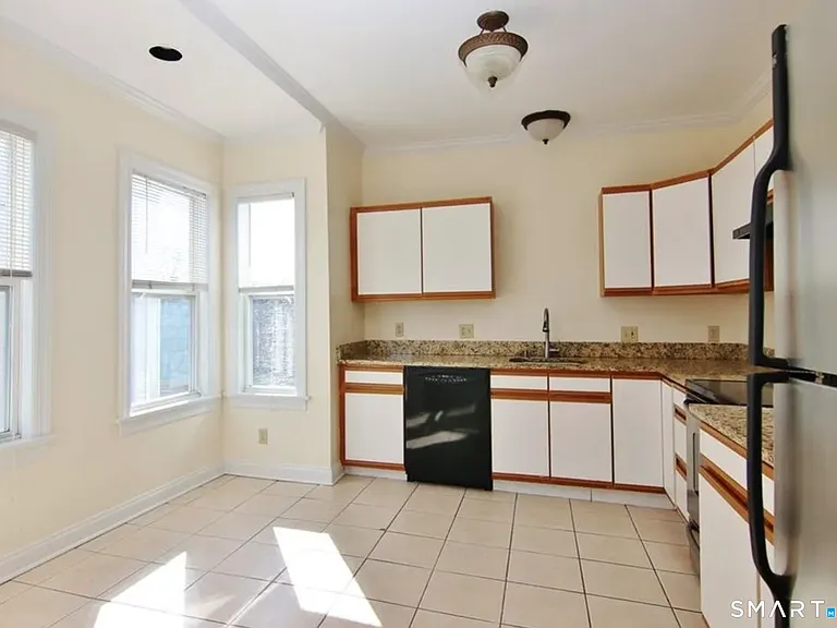 16 Haviland St #B — Photo 9