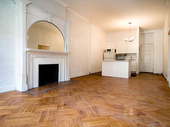 2nd image of 50 W 88th St APT 5