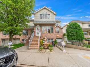 5 Sprague Ave, Staten Island, NY 10307