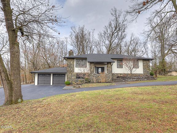 2nd image of 17635 Cimarron Rd