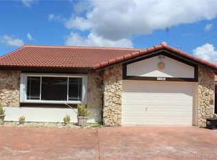 1105 SW 136th Pl, Miami, FL 33184