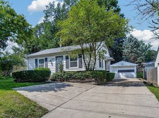 1444 63rd St, Windsor Heights, IA 50324