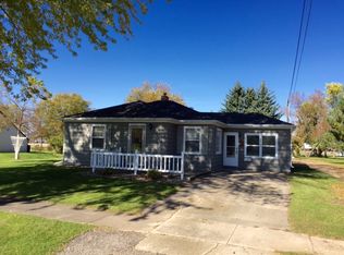 203 E 2nd St, Elkton, SD 57026