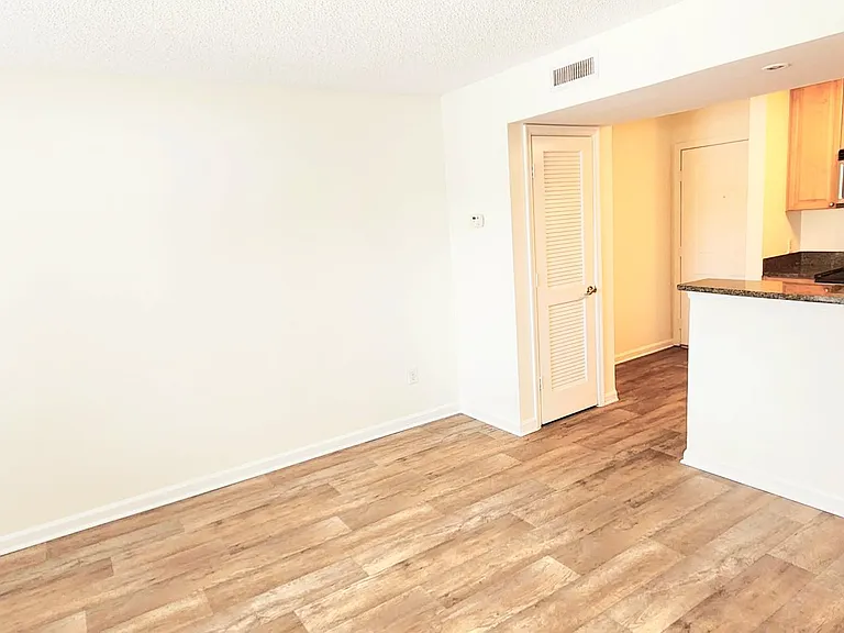 11901 4th St N #5112 — Photo 33