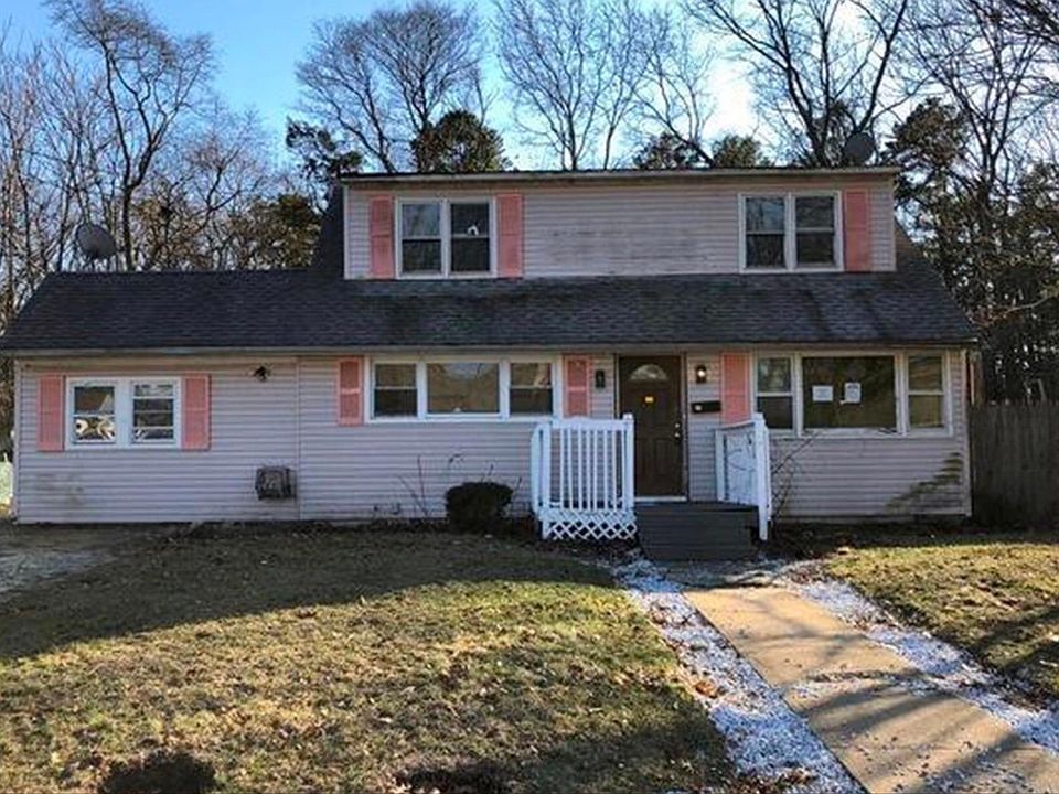 2nd image of 24 Cedar Ct