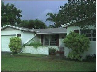 9731 Kendale Blvd, Miami, FL 33176