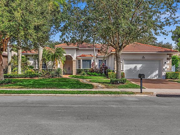 4th image of 1089 SW 159th Terrace