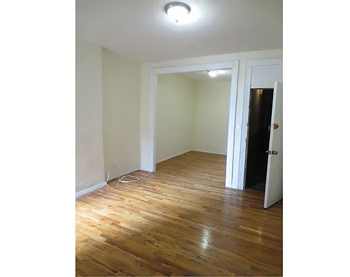 Rented by Block & Lot Real Estate | media 30