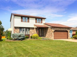46 Cherrywood Dr, Cheektowaga, NY 14227