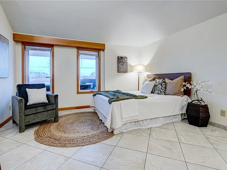 2654 Whalen Rd — Photo 42