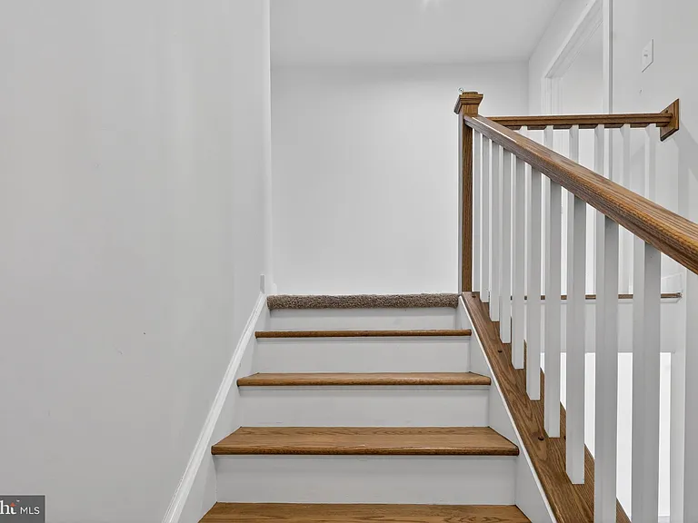 8005 Milltown Cir — Photo 20