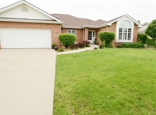 2859 Ferro Dr, New Lenox, IL 60451
