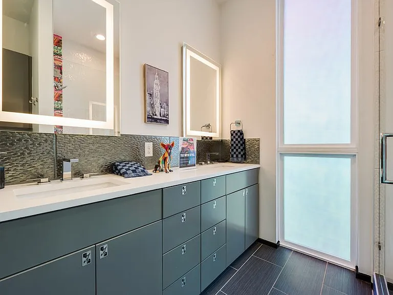 3415 Chihuahua St — Photo 24