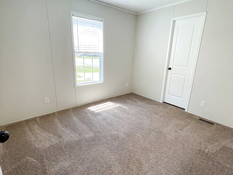 73 Ashley Cir #22 — Photo 11