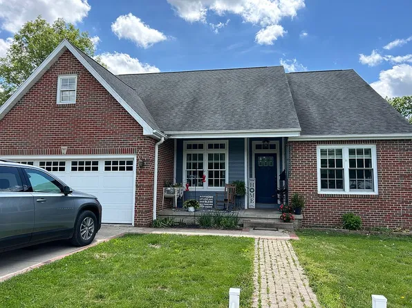 1421 N 2200 East Rd, Shelbyville, IL 62565