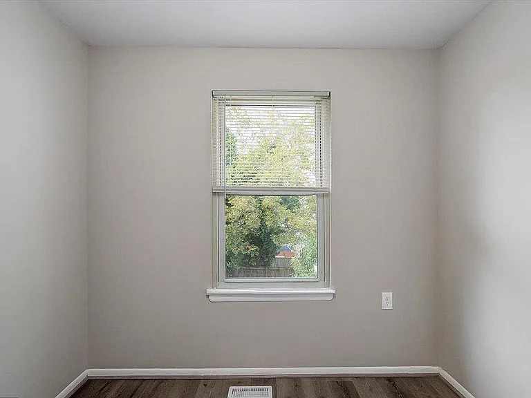 1212 Valley St — Photo 26