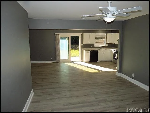9215 Clover Hill Rd — Photo 5