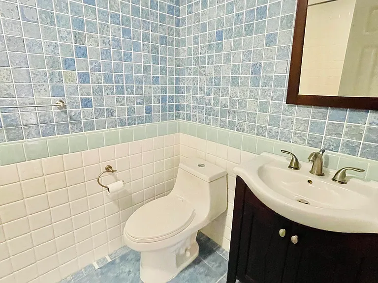 2297 SW 15th St #122 — Photo 24