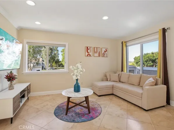 18 Laurel Ln, Aliso Viejo, CA 92656