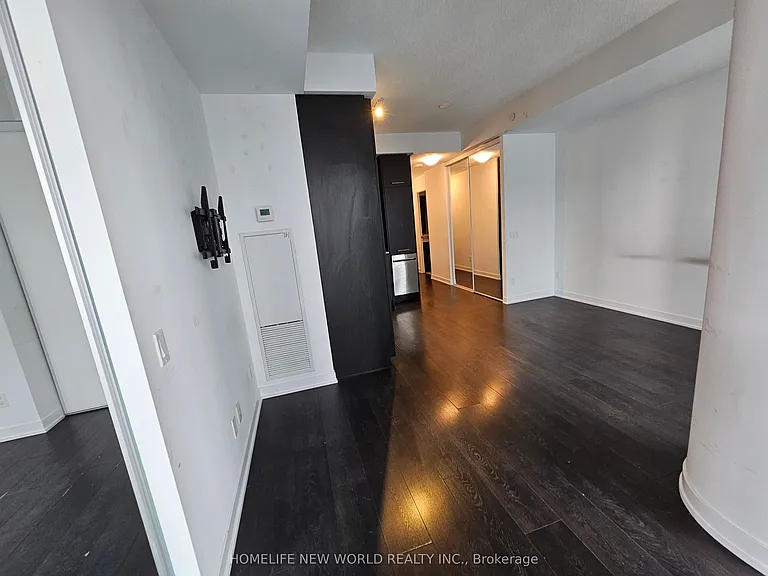 87 Peter St #4012 — Photo 4