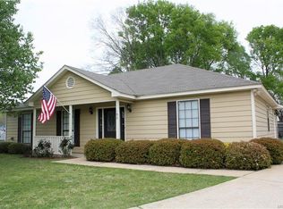 193 Camellia Ct, Millbrook, AL 36054