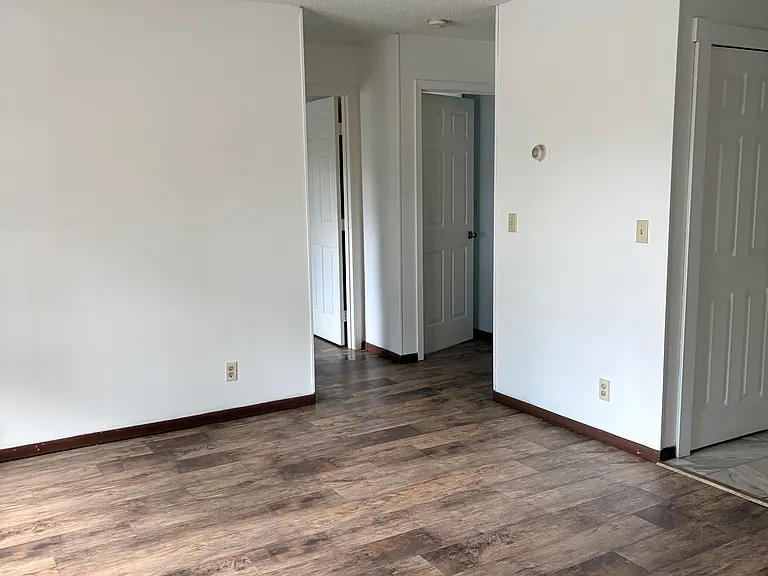 3813 Restwood Rd #3 — Photo 2