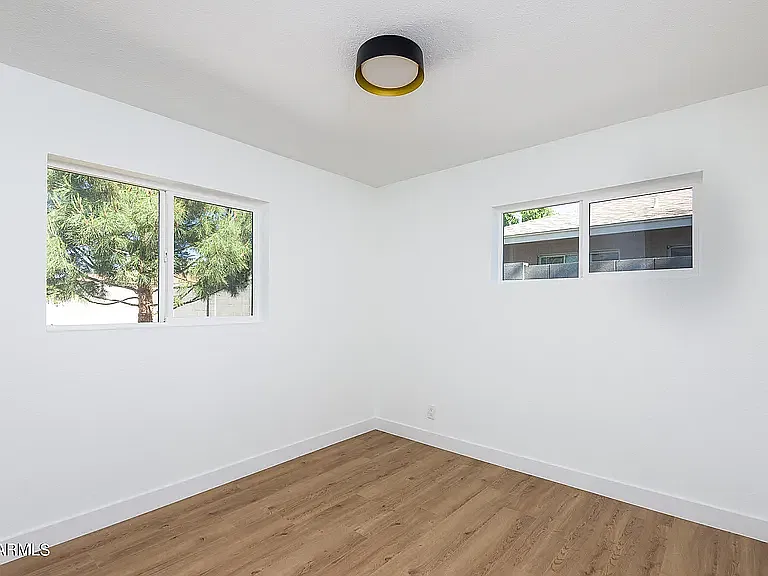 4 bed, 1873 sqft, $4,000 — Photo 4